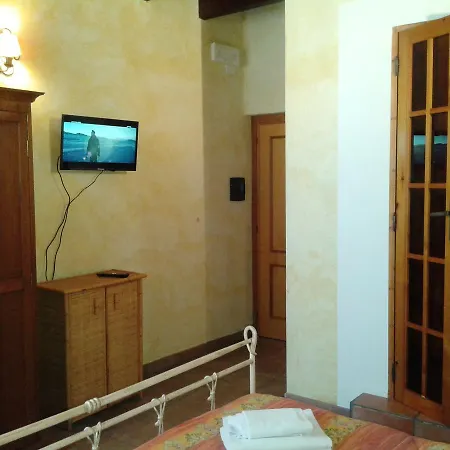 Mamajuana Guest house 3*
